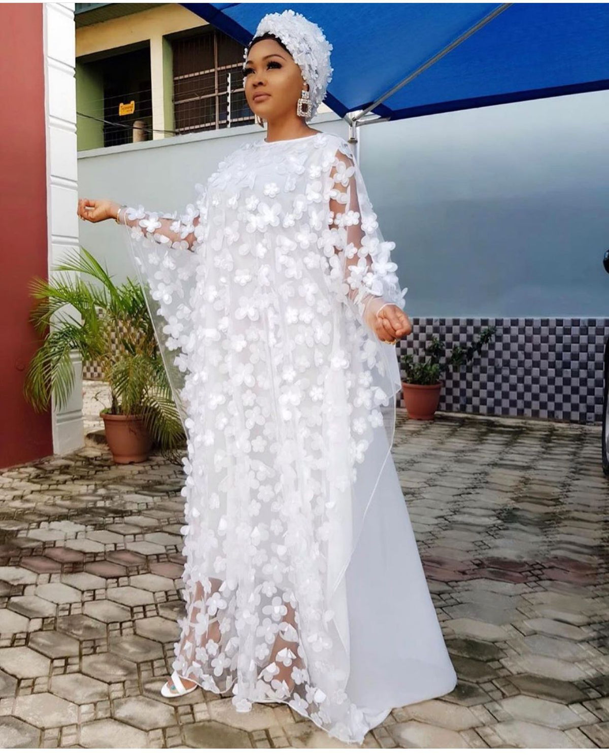 Cross-border source three-dimensional embroidery flower mesh round neck bat sleeve loose plus size robe vest African women's clear