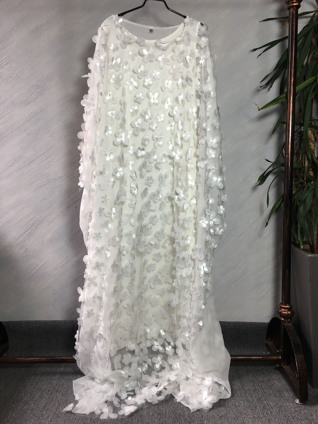 Cross-border source three-dimensional embroidery flower mesh round neck bat sleeve loose plus size robe vest African women's clear