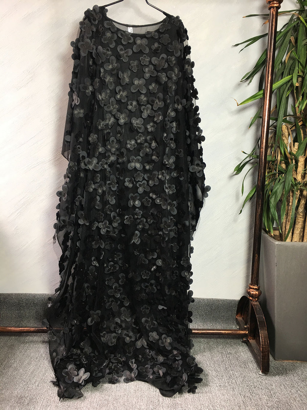 Cross-border source three-dimensional embroidery flower mesh round neck bat sleeve loose plus size robe vest African women's clear