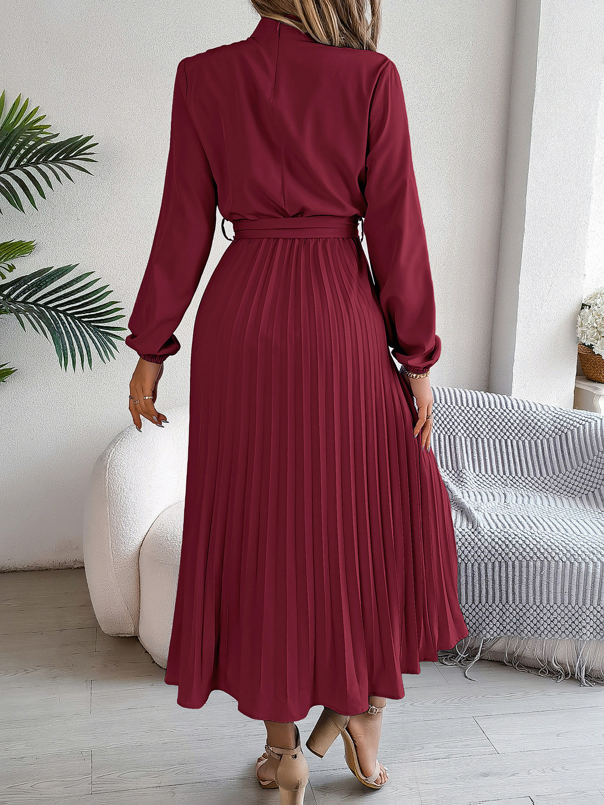 2026 European and American Spring/Summer Elegant Stand Collar Long Sleeve Waist-Cinched Pleated Long Dress Mini Dress Amazon Cross-Border Women's Clothing